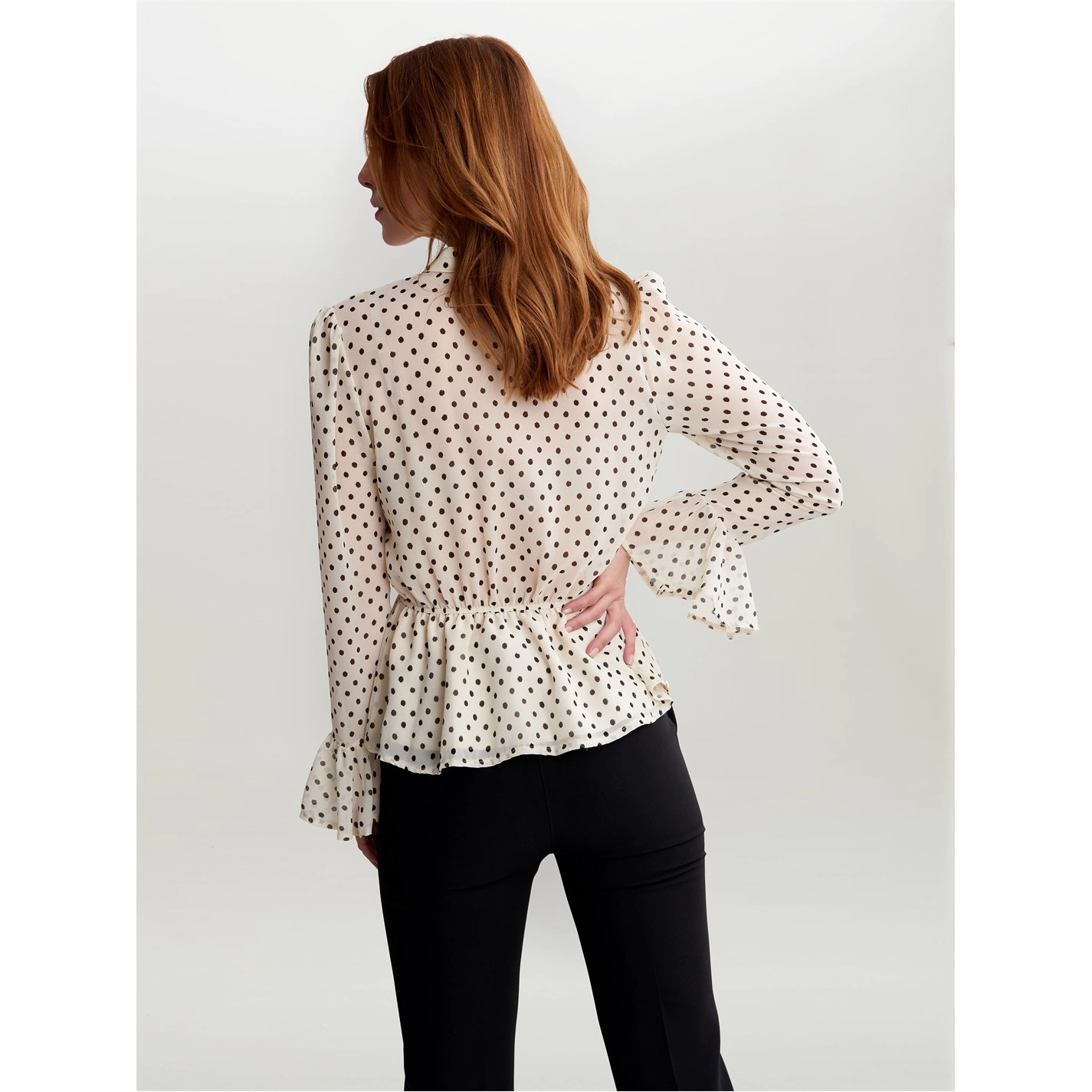 Gina Bacconi ORLA GEORGETTE BLOUSE WITH TIE DETAIL 2 Gina Bacconi ORLA GEORGETTE BLOUSE WITH TIE DETAIL - Image 2