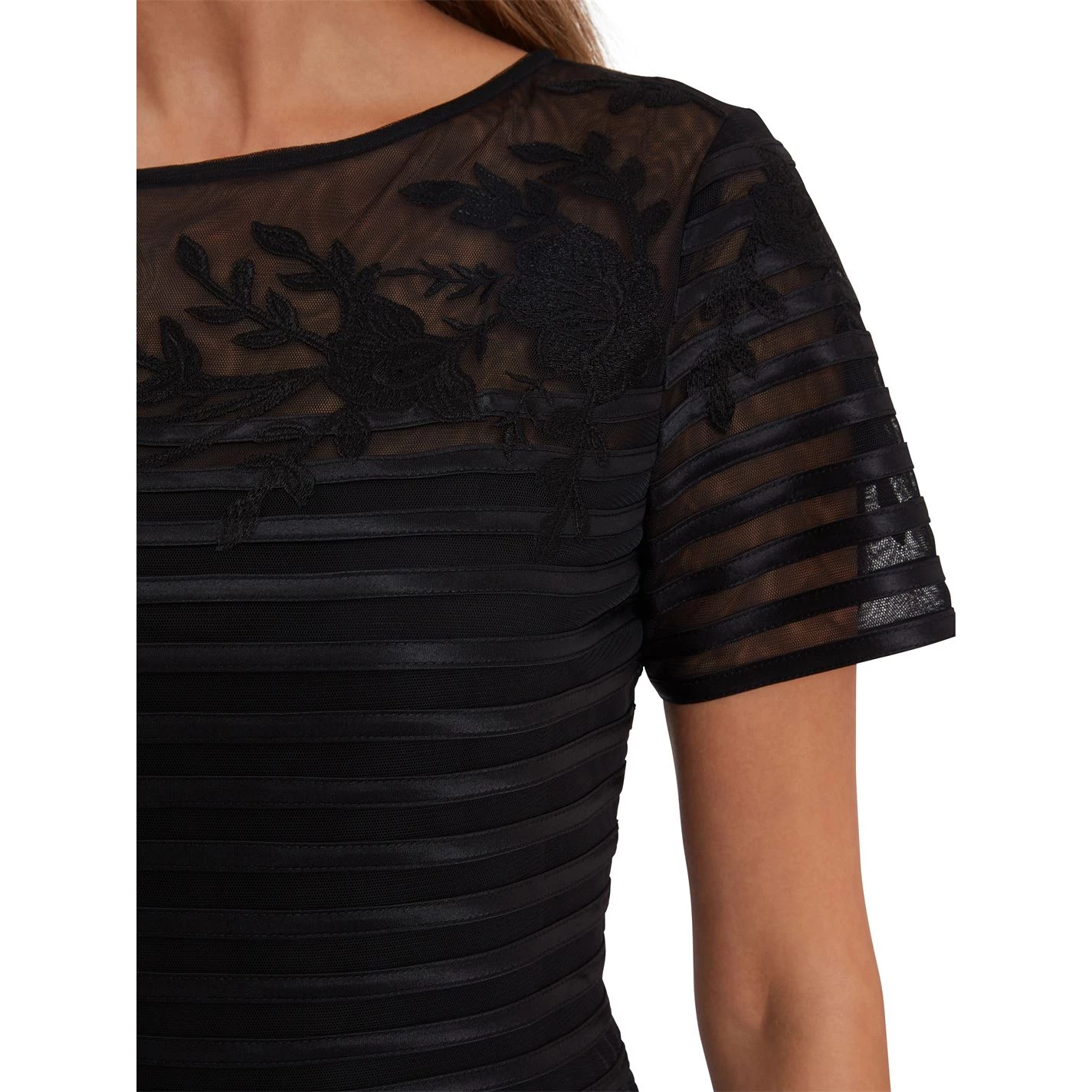 Gina Bacconi Millicent Striped Dress 5 Gina Bacconi Millicent Striped Dress - Image 5